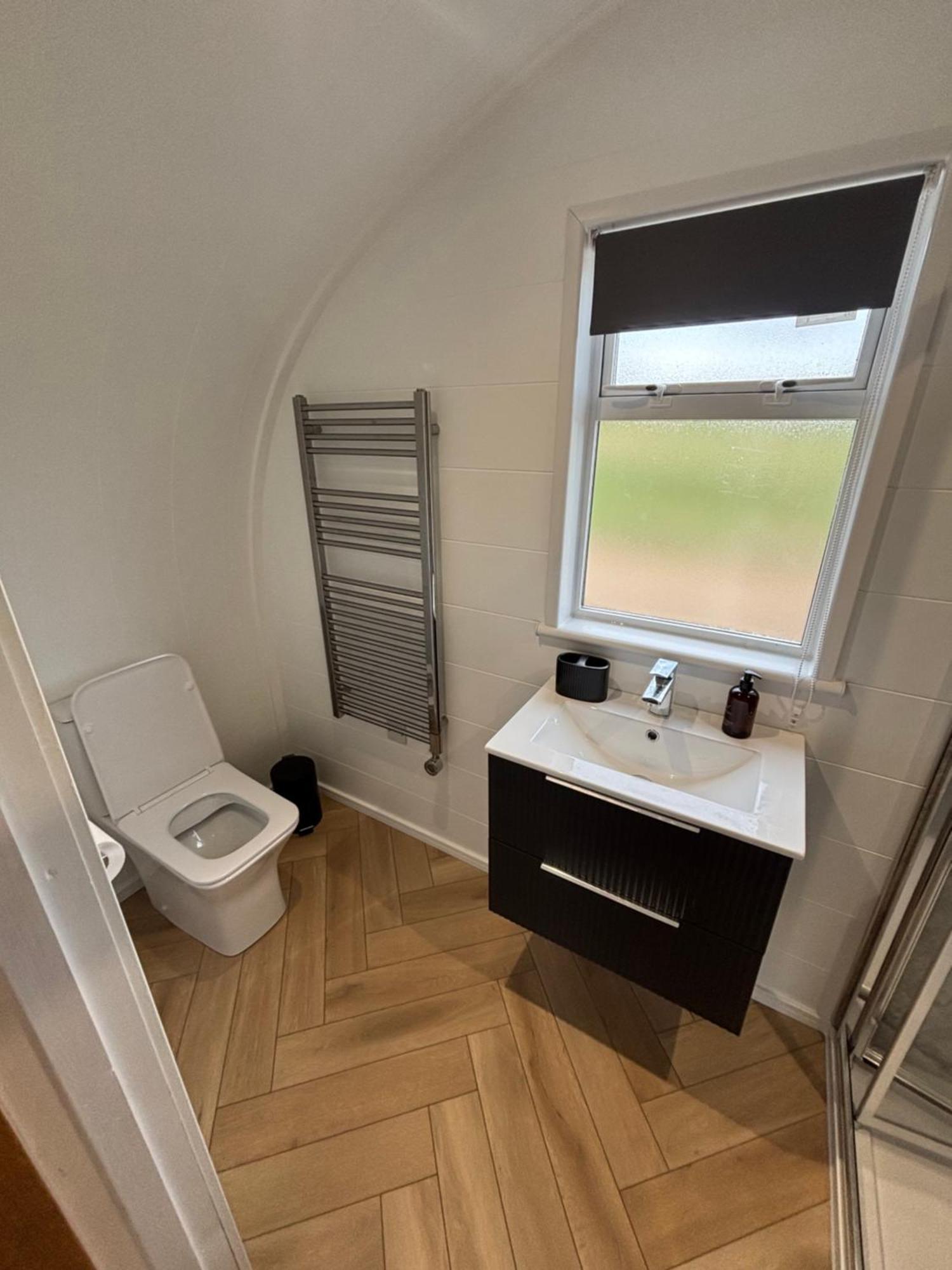 Kings Caves Glamping Hotel Torbeg Kültér fotó