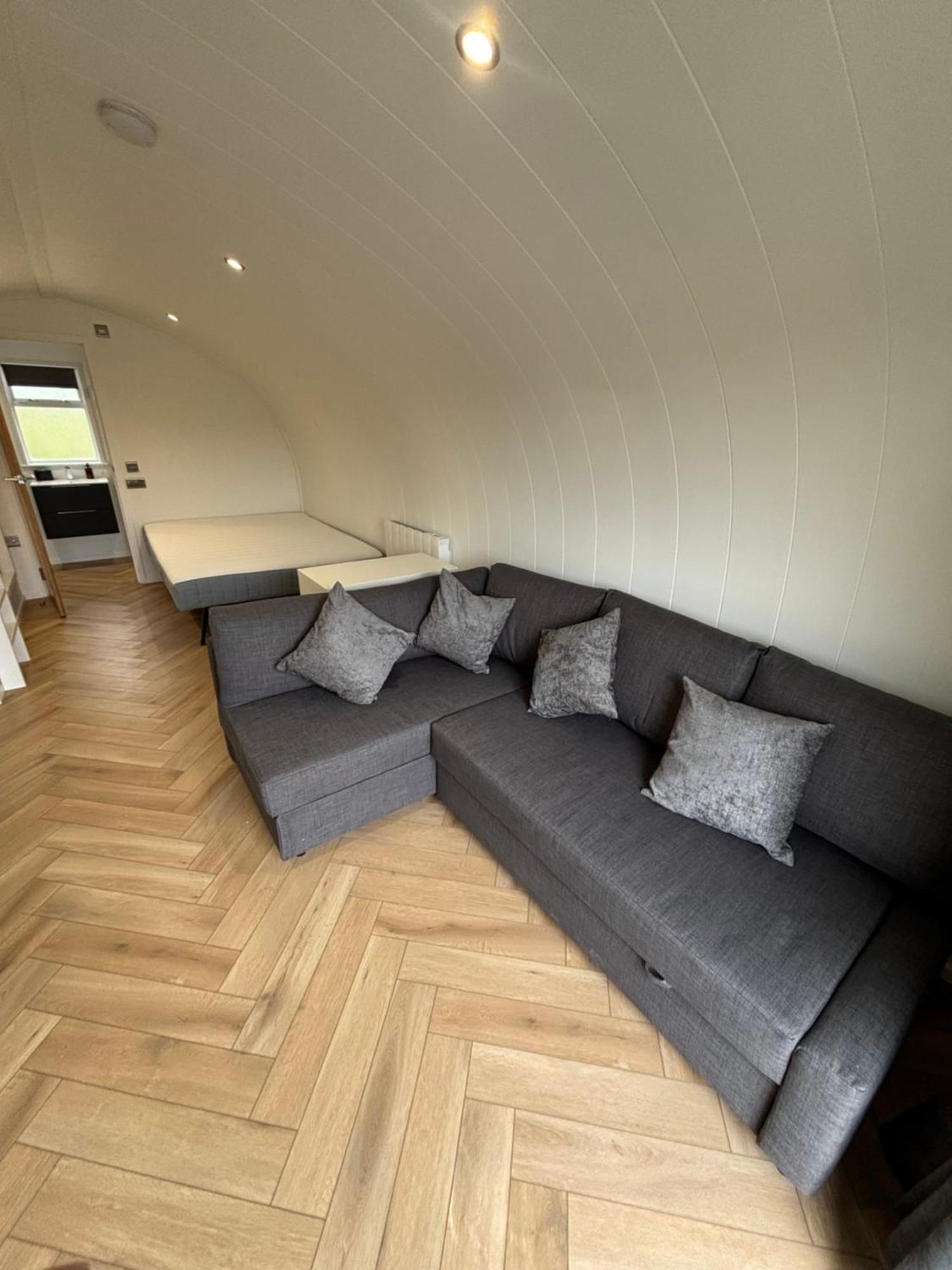 Kings Caves Glamping Hotel Torbeg Kültér fotó